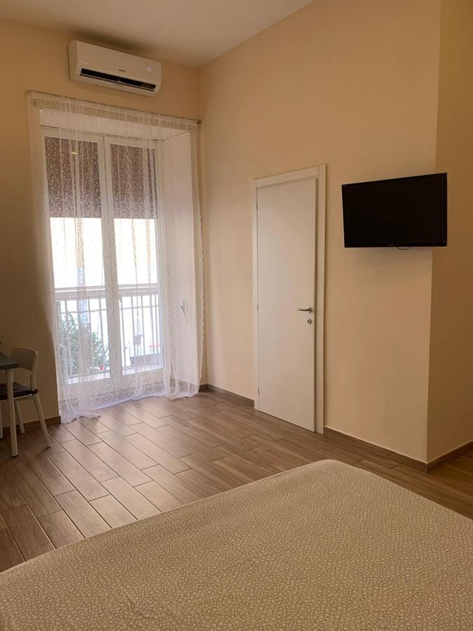 Clelia'S Room Наполи Екстериор снимка